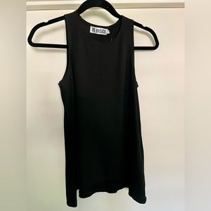 BNWT TANK OLI XS